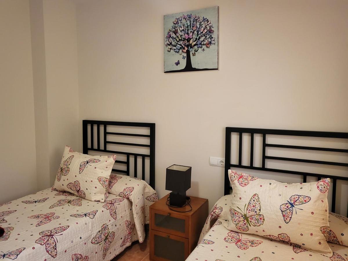 ¡Apartamento En Primera Linea Con Terraza Y Cerca De La Piscina Comunitaria! Vera Luaran gambar