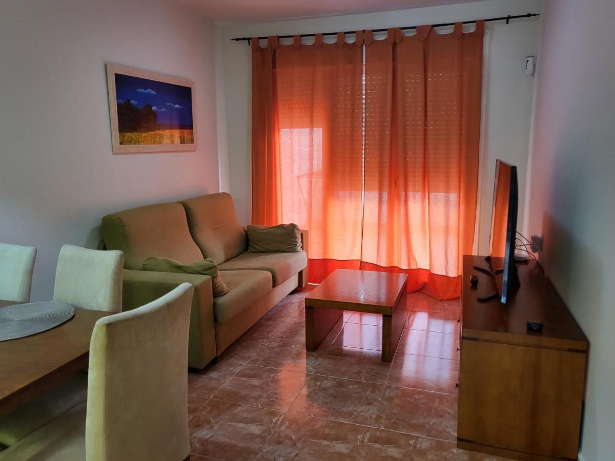 ¡Apartamento En Primera Linea Con Terraza Y Cerca De La Piscina Comunitaria! Vera Luaran gambar