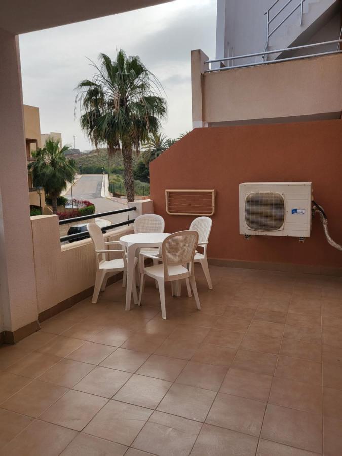 ¡Apartamento En Primera Linea Con Terraza Y Cerca De La Piscina Comunitaria! Vera Luaran gambar
